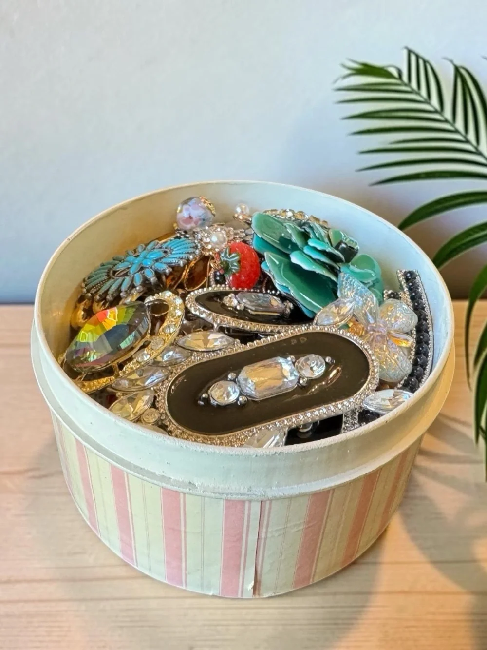 N/A treasure sold box